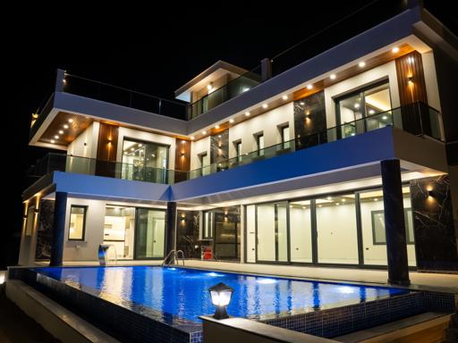 4+1 Villa in Prestij – Luxury Family Living in Çatalköy, Kyrenia, North Cyprus